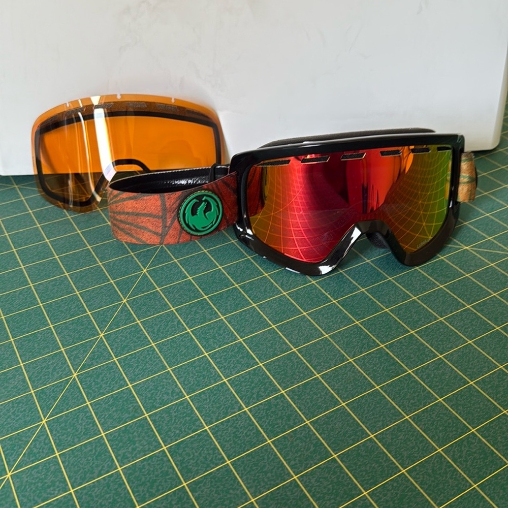 Dragon D1 OTG Goggles black red green